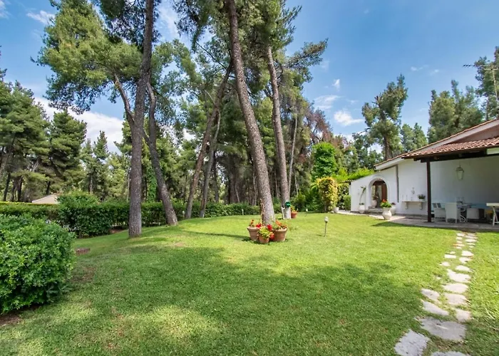 Villa Sani Lili 4 *